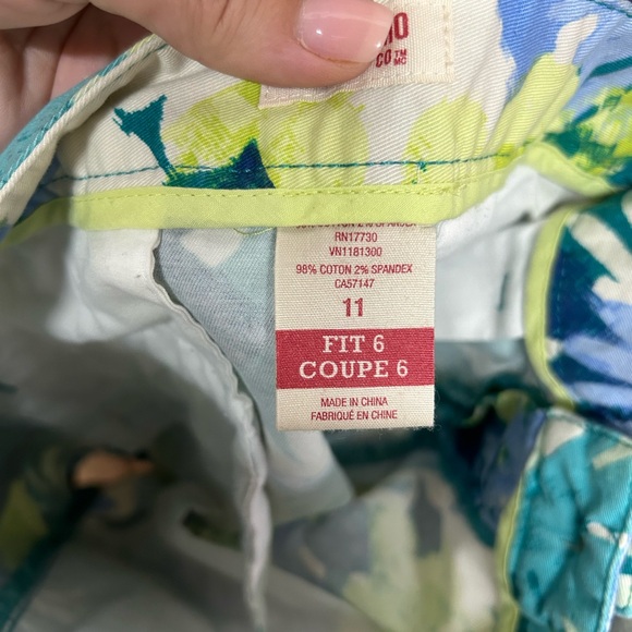 Mossimo women’s size 11 blue green floral shorts - Picture 5 of 6